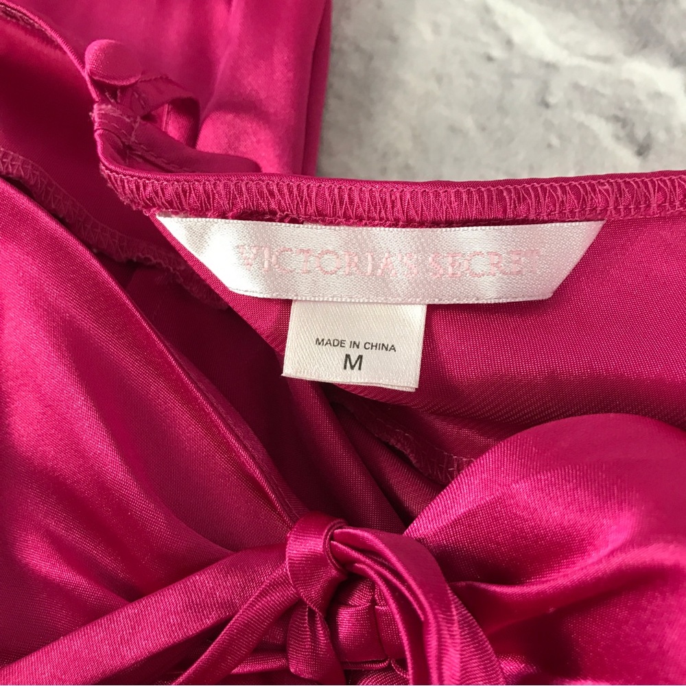 🎉 Host Pick! 🎉 Vintage NWOT Victoria’s Secret‎ Pajamas Satin Barbie Pink - Picture 11 of 14